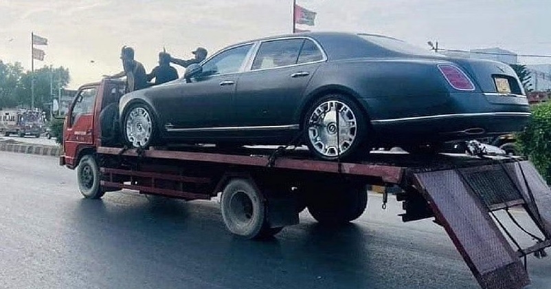 Bentley Mulsanne car