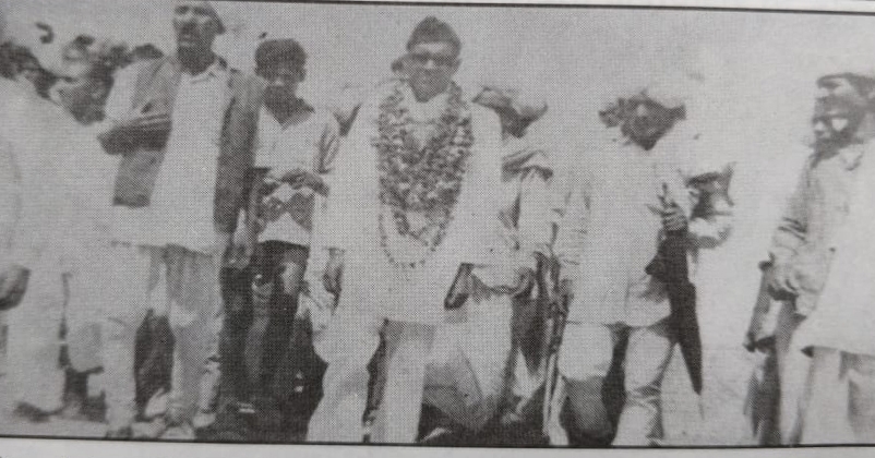  Th. Seh Dev Singh with other activists