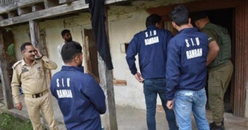 Police raids houses of eight Pakistan based terrorists