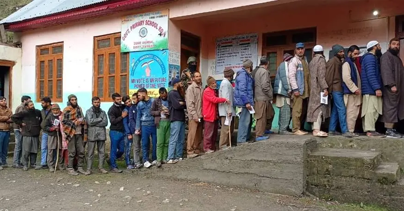 Lok Sabha polls: 68.27 per cent polling recorded in J&K's Udhampur amid rains, Jammu will go to polls on April 26  