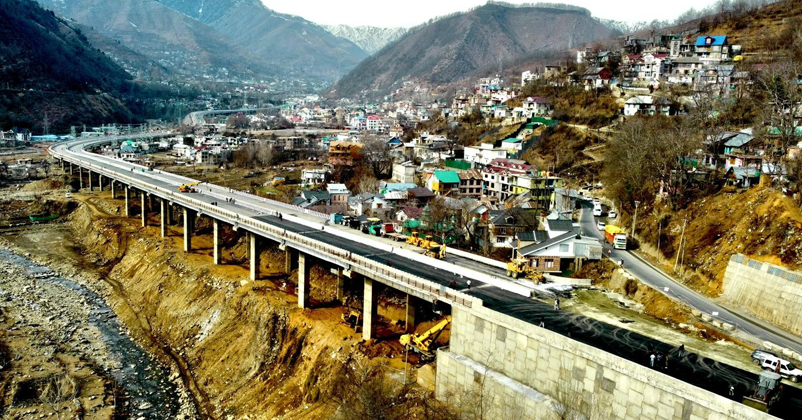 Nitin Gadkari Announces Completion of Rs 224 Cr Banihal Bypass in J&K, Reduces Travel Time Nitin Gadkari Announces Completion of Rs 224 Cr Banihal Bypass in J&K, Reduces Travel Time