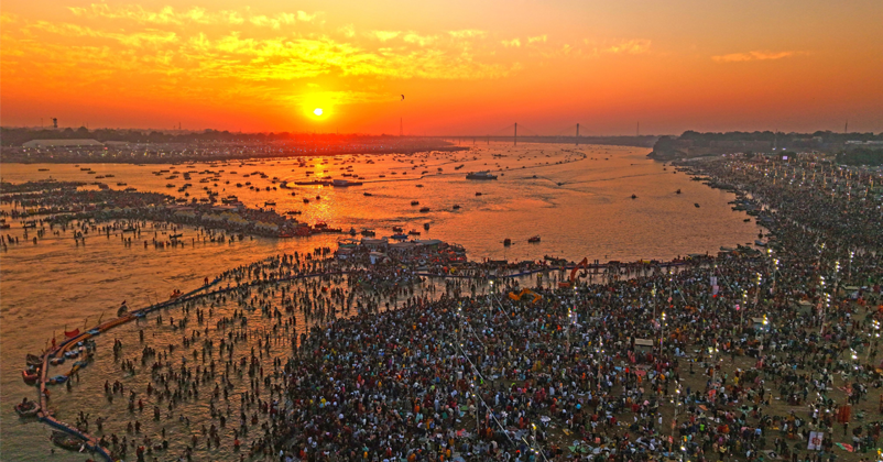 Mahakumbh 2025 Concludes on Maha Shivratri; Over 66 Crore Devotees Took the Holy Dip Mahakumbh 2025 Concludes on Maha Shivratri; Over 66 Crore Devotees Took the Holy Dip