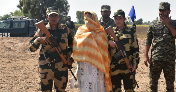 Pakistani Woman Crosses Border Into India to Escape Domestic Violence, Sent Back by BSF