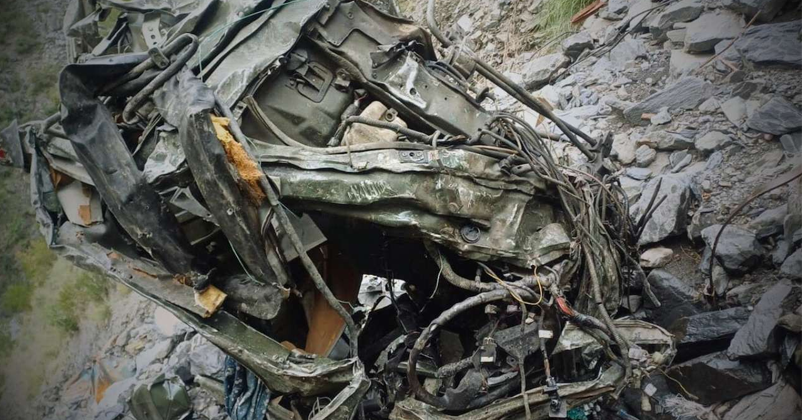 indian army truck accident in jammu kashmir
