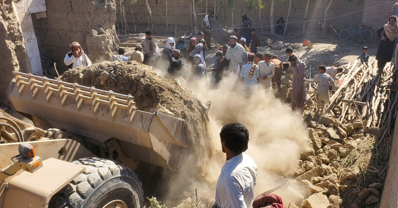 pakistan air strikes in afghanistan 