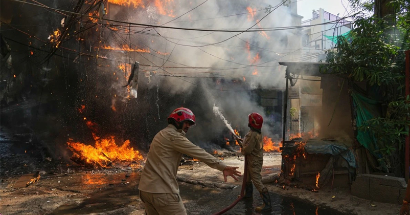 Delhi fire story update