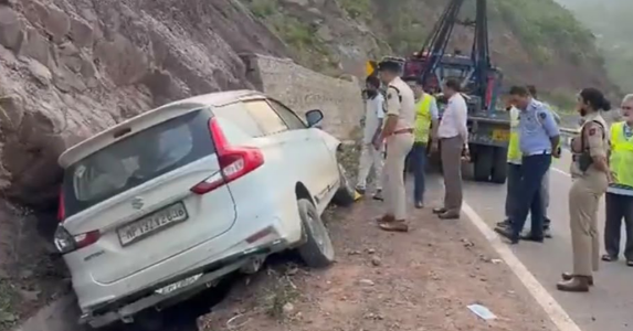 J&K: Five Shri Amarnath Ji Yatra pilgrims injured in road accident near Udhampur