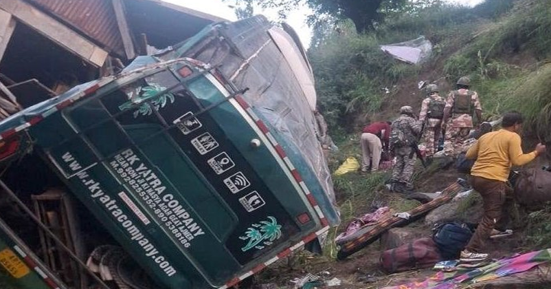 39 Shri Amarnath Ji pilgrims injured after bus skids off road in Ganderbal