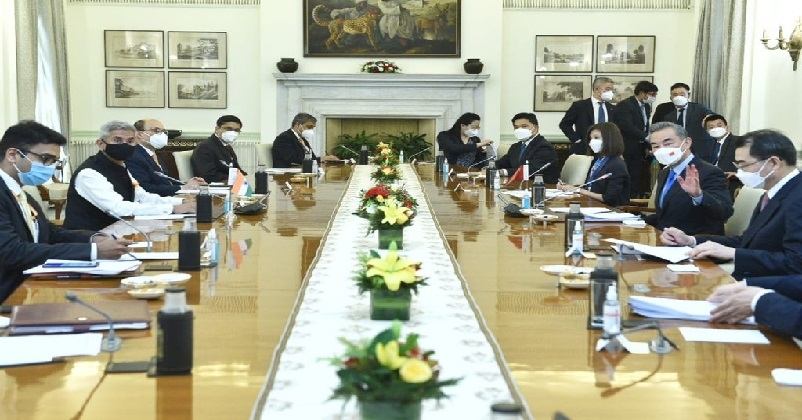 Chinese Foreign Minister met S Jaishankar, discussed 