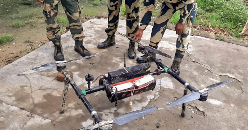 पंजाबमधील भारत-पाकिस्तान सीमाभागात तीन पाकिस्तानी ड्रोन पाडले, शस्त्रसाठा जप्त