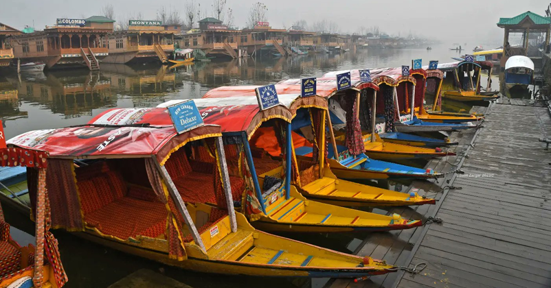 Srinagar dal lake