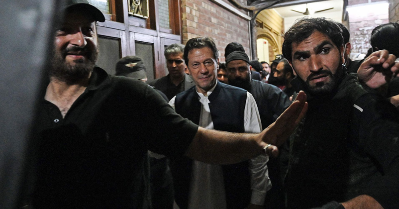 Pakistan imran khan 14 years jail Pakistan imran khan 14 years jail