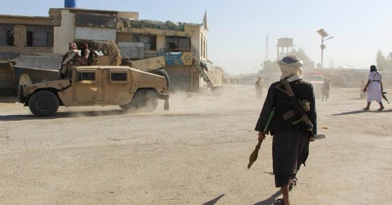 एक तरफ़ सीजफायर का वादा दूसरी तरफ़ भीषण फायरिंग ; पाकिस्तान ने फिर घोंपा अफगानिस्तान के पीठ में छुरा 

