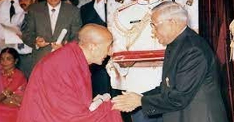 Kushok Bakula Rinpoche
